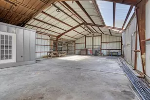 402 W Sam Rayburn Rd, Ector, TX 75439 - Photo 34