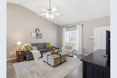 402 Birchwood Drive, Garland, TX 75043 - Photo 8