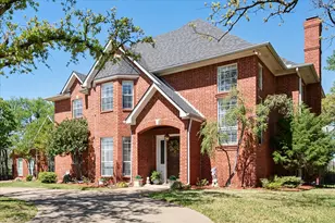 1009 Oakridge Ct, Kennedale, TX 76060 - Photo 1