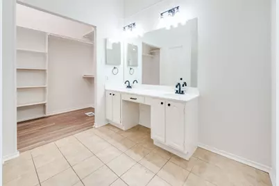8901 Casa Drive, Irving, TX 75063 - Photo 22