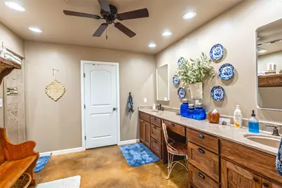 2216 N Greenbrier Road, Nocona, TX 76255 - Photo 36