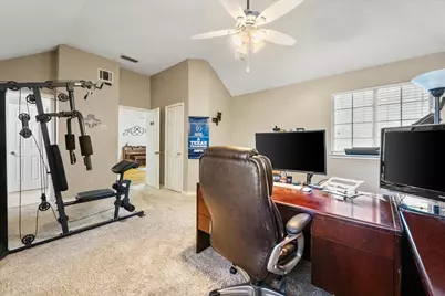 6111 Sandstone Drive, Arlington, TX 76001 - Photo 16