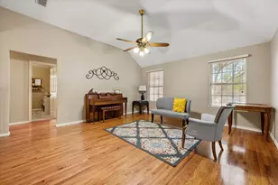6111 Sandstone Dr, Arlington, TX 76001 - Photo 14