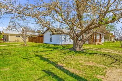 600 E Third Street, Hico, TX 76457 - Photo 4