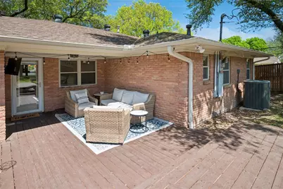9906 Crestwick Drive, Dallas, TX 75238 - Photo 22