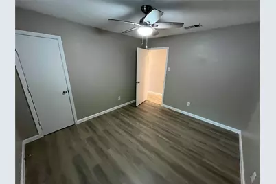 2050 Wellington Drive, Grand Prairie, TX 75051 - Photo 22