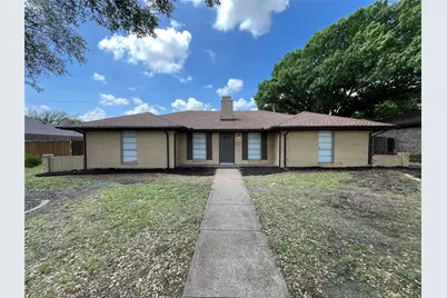 2050 Wellington Drive, Grand Prairie, TX 75051 - Photo 1