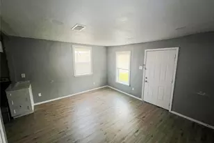 1733 Greenfield Ave, Fort Worth, TX 76102 - Photo 6