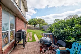 201 Teakwood Ln, Lewisville, TX 75067 - Photo 20