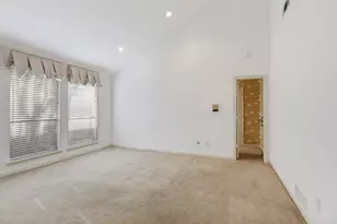 6920 Echo Bluff Dr, Dallas, TX 75248 - Photo 8