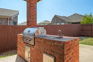 920 Goldenmist Dr, Little Elm, TX 75068 - Photo 28