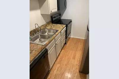 5757 E University Boulevard #27 Y, Dallas, TX 75206 - Photo 4