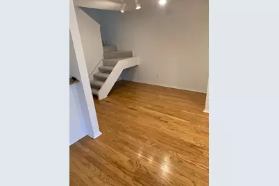 5757 E University Boulevard #27 Y, Dallas, TX 75206 - Photo 2