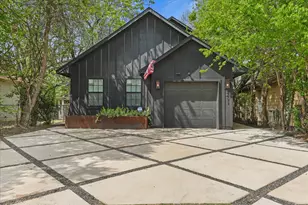 2403 Dathe St, Dallas, TX 75215 - Photo 30