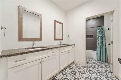 2403 Dathe Street, Dallas, TX 75215 - Photo 18
