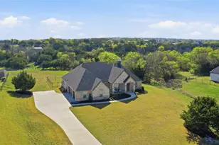 1824 Oak Bnd Trl, Weatherford, TX 76085 - Photo 1