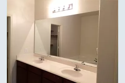 196 Dodge City Trail, Newark, TX 76071 - Photo 8