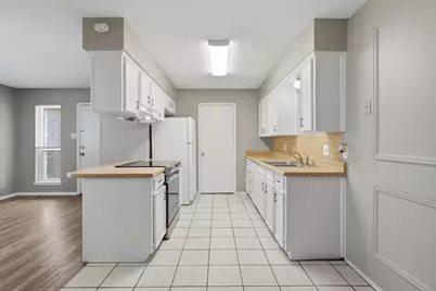 128 Meador Lane, Burleson, TX 76028 - Photo 8