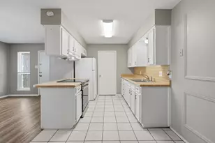 128 Meador Ln, Burleson, TX 76028 - Photo 8