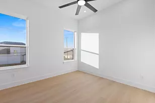 1967 Gallagher St, Dallas, TX 75212 - Photo 28