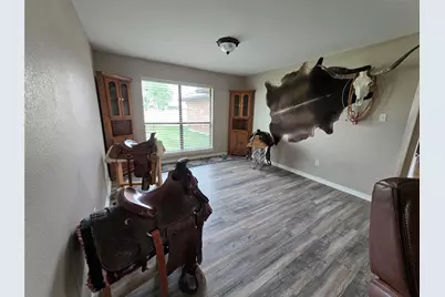 484 Hill County Road 4149, Grandview, TX 76050 - Photo 6