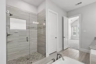 1908 Roundtree Cir E, Fort Worth, TX 76008 - Photo 20