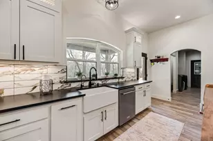 245 Creek Crossing St, Alvord, TX 76225 - Photo 18