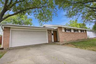 3614 Windsor St, Irving, TX 75062 - Photo 2