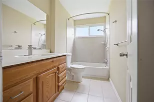 3614 Windsor St, Irving, TX 75062 - Photo 18