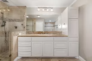 501 Tanglewood Dr S, Irving, TX 75061 - Photo 24