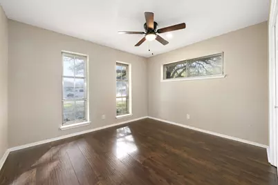 501 Tanglewood Drive S, Irving, TX 75061 - Photo 24