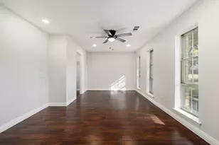 501 Tanglewood Dr S, Irving, TX 75061 - Photo 10