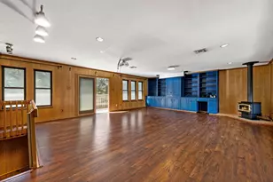 501 Tanglewood Dr S, Irving, TX 75061 - Photo 28