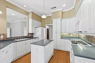 6405 Shoreline Dr, Little Elm, TX 75068 - Photo 10