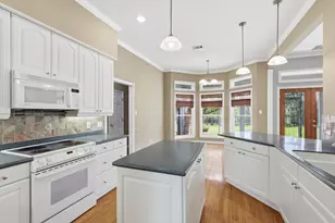 6405 Shoreline Dr, Little Elm, TX 75068 - Photo 8