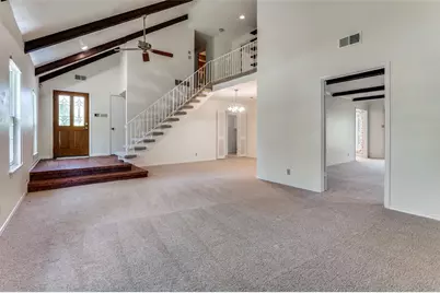 905 Live Oak Lane, Arlington, TX 76012 - Photo 4