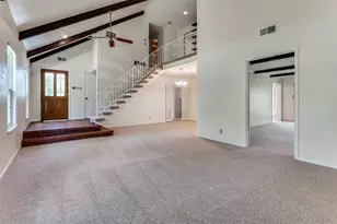 905 Live Oak Ln, Arlington, TX 76012 - Photo 4