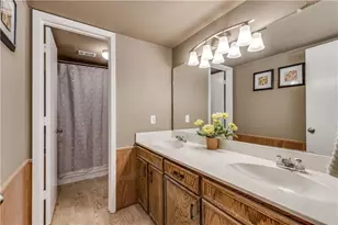 513 Hunters Glen St, Lewisville, TX 75067 - Photo 18