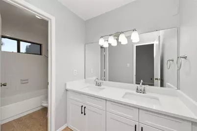 513 Hunters Glen Street, Lewisville, TX 75067 - Photo 22