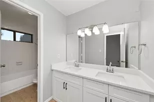 513 Hunters Glen St, Lewisville, TX 75067 - Photo 22