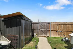 1445 Sterling Wy, Ferris, TX 75125 - Photo 16