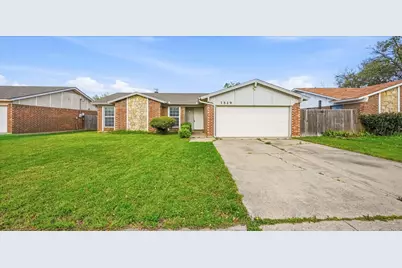 7529 Meadowlark Lane N, Watauga, TX 76148 - Photo 1