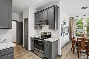 10032 Castlewood Dr, Plano, TX 75025 - Photo 6