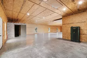 220 Laredo Dr, Reno, TX 75462 - Photo 18