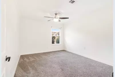 220 Laredo Drive, Reno, TX 75462 - Photo 16