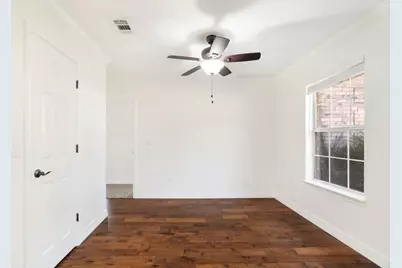 220 Laredo Drive, Reno, TX 75462 - Photo 4