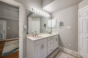2720 Holly Brook Ct, Bedford, TX 76021 - Photo 30