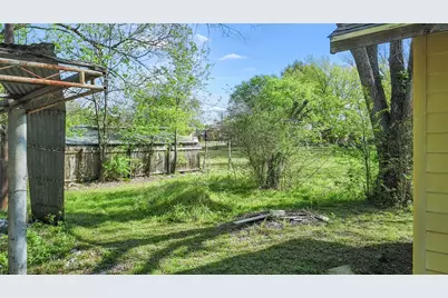 1005 E Evergreen Street, Mexia, TX 76667 - Photo 18