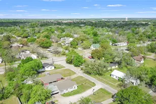 1005 E Evergreen St, Mexia, TX 76667 - Photo 20