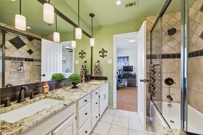 2000 Lakehill Court, Arlington, TX 76012 - Photo 28